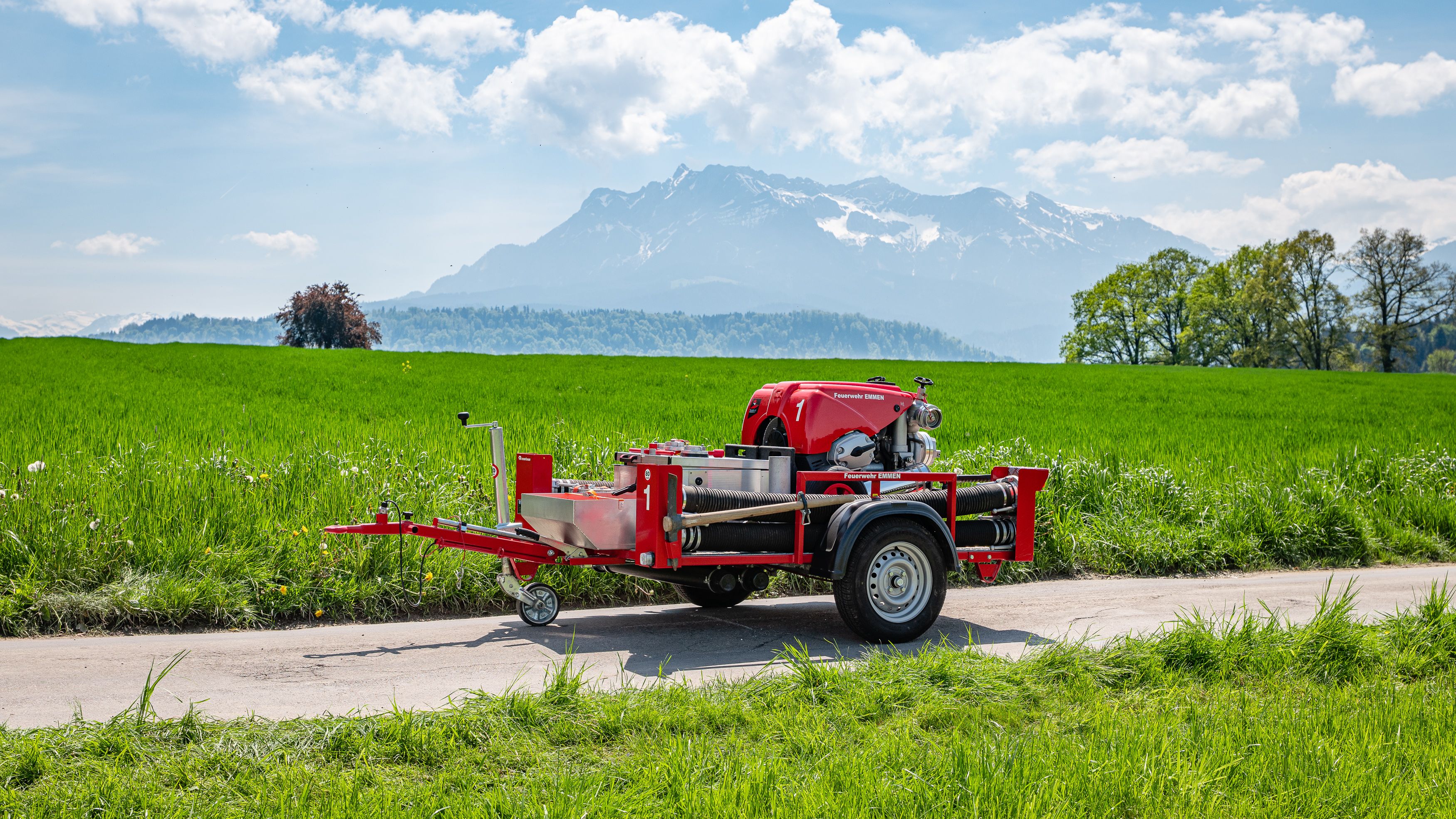 2 Motorspritzen Typ 2 Rosenbauer Fox III